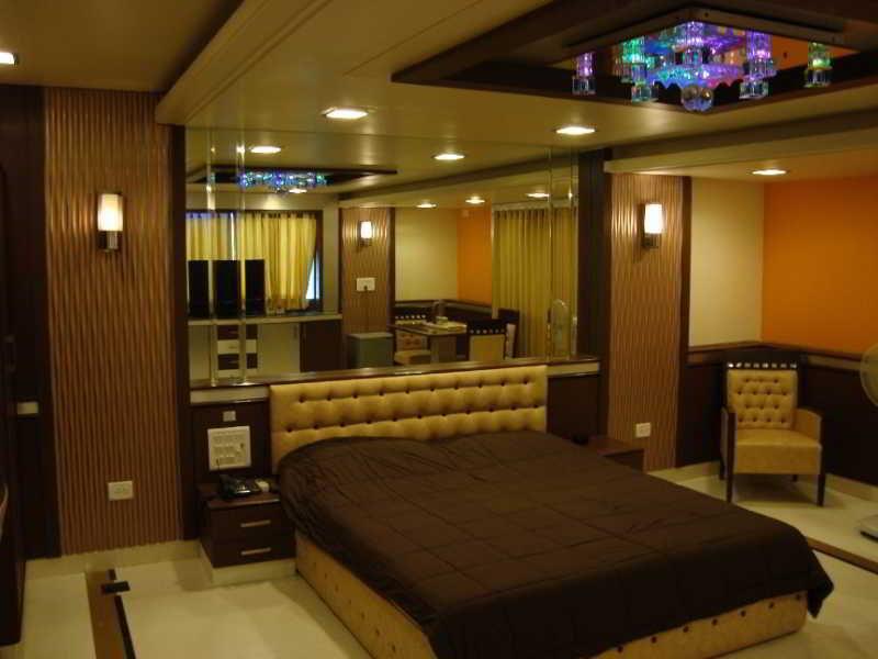 מומביי Hotel Manama מראה חיצוני תמונה