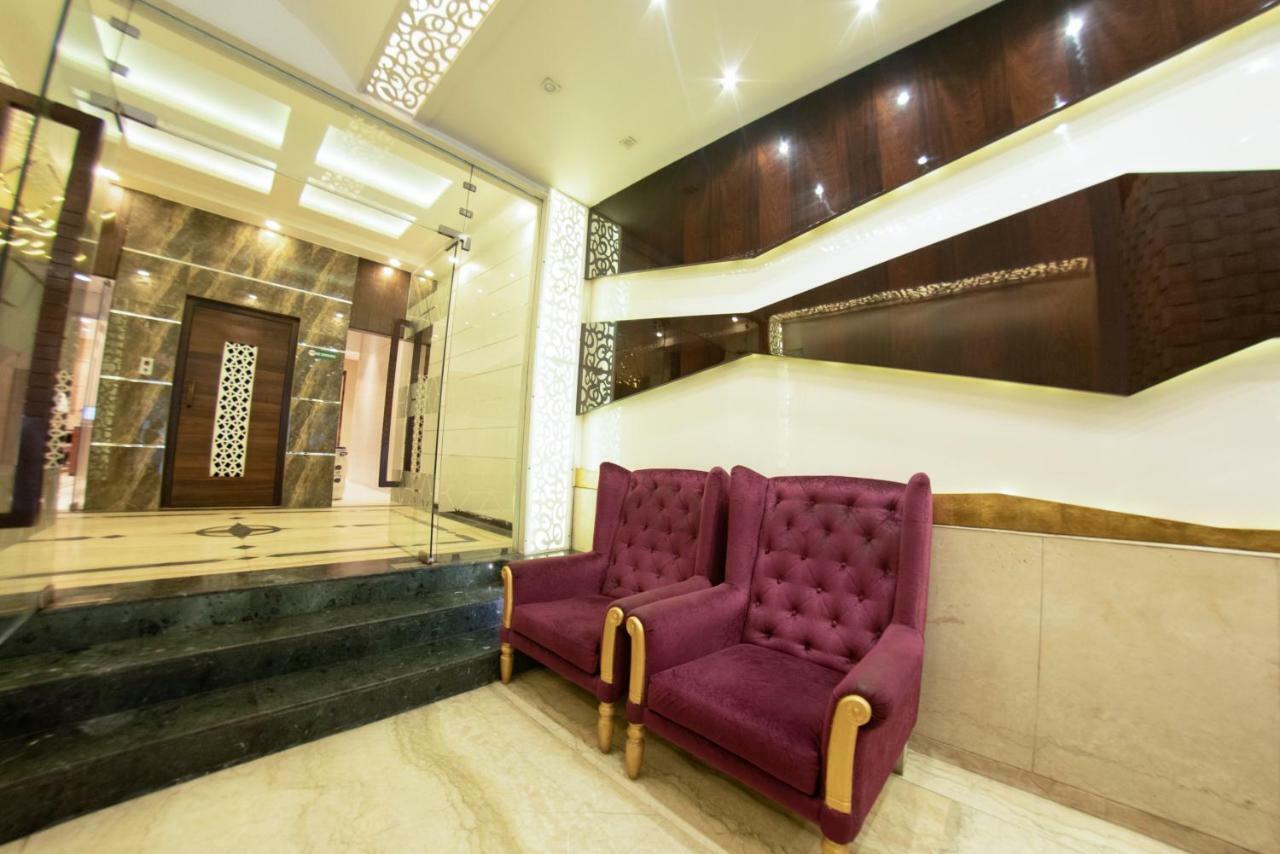 מומביי Hotel Manama מראה חיצוני תמונה