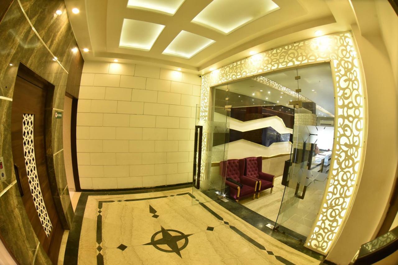מומביי Hotel Manama מראה חיצוני תמונה