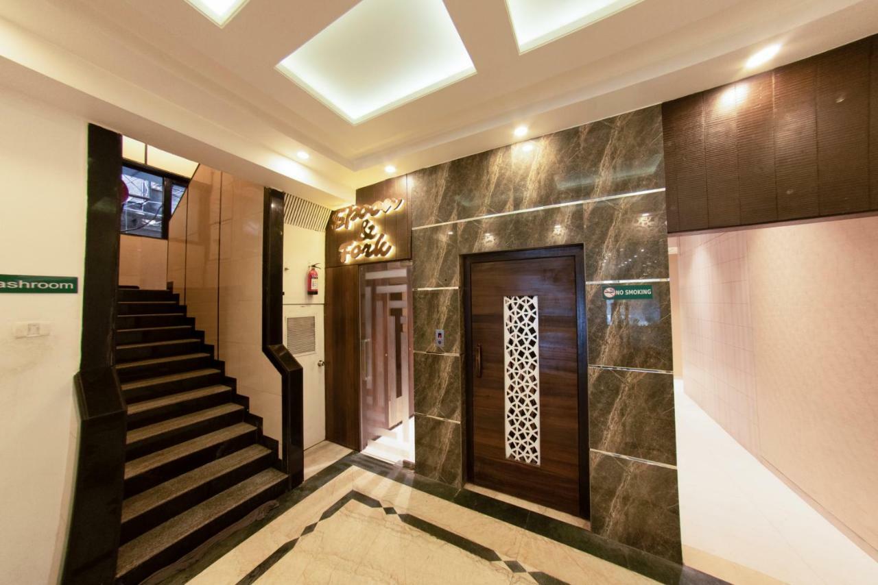 מומביי Hotel Manama מראה חיצוני תמונה